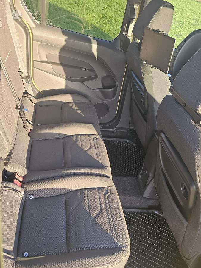 Ford Tourneo 2015 — photo 20