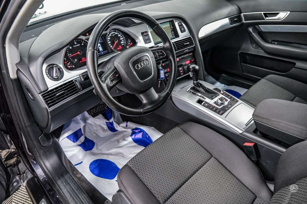 Audi A6 2010 — photo 5
