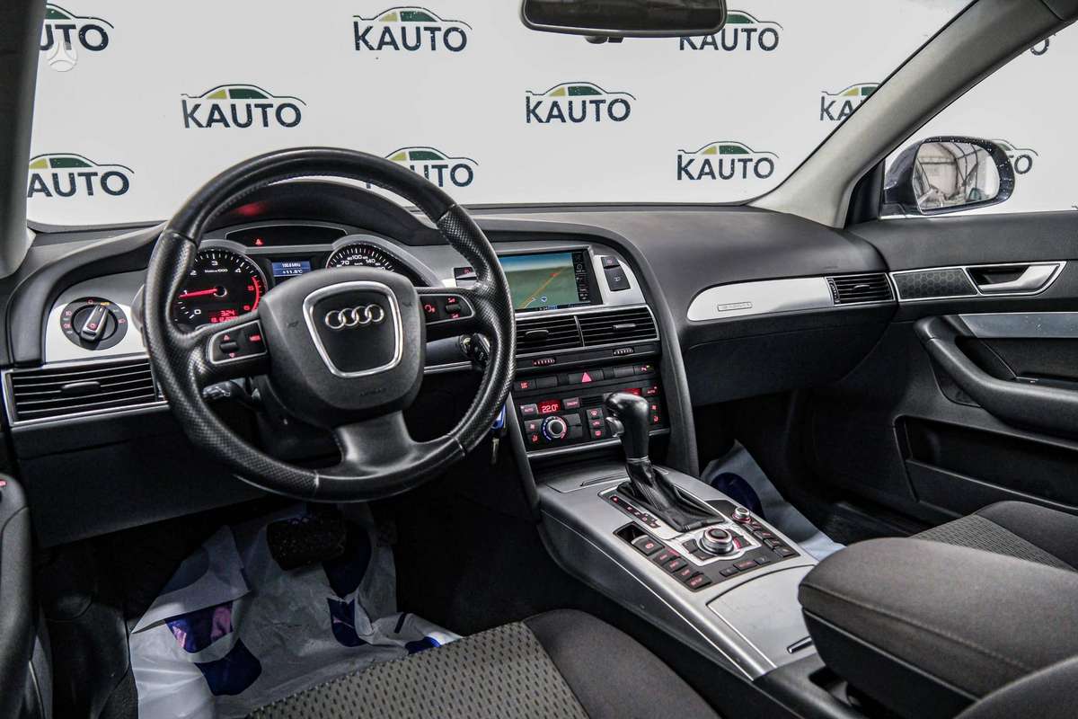Audi A6 2010 — photo 7