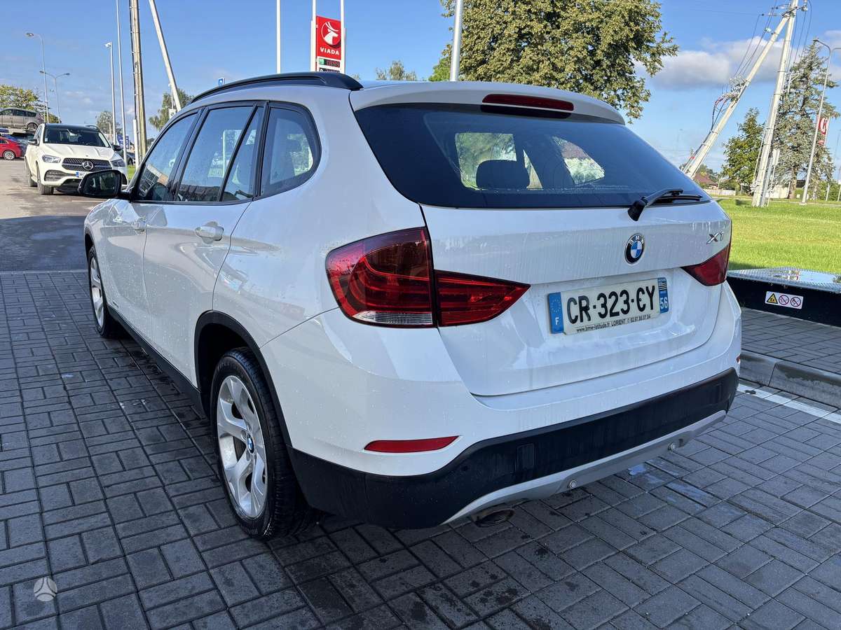 BMW X1 2013 — фото 5