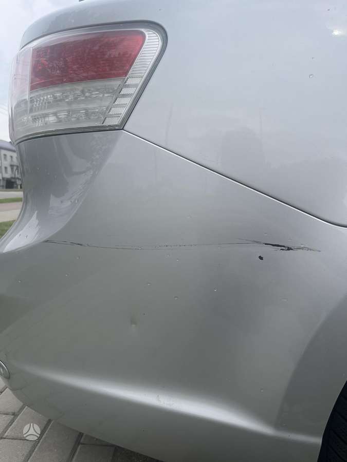 Toyota Avensis 2009 — photo 11
