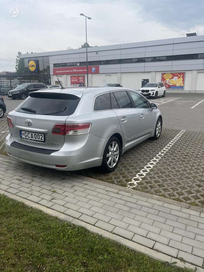 Toyota Avensis 2009 — engine 2231 cm³, 150 HP (110kW)