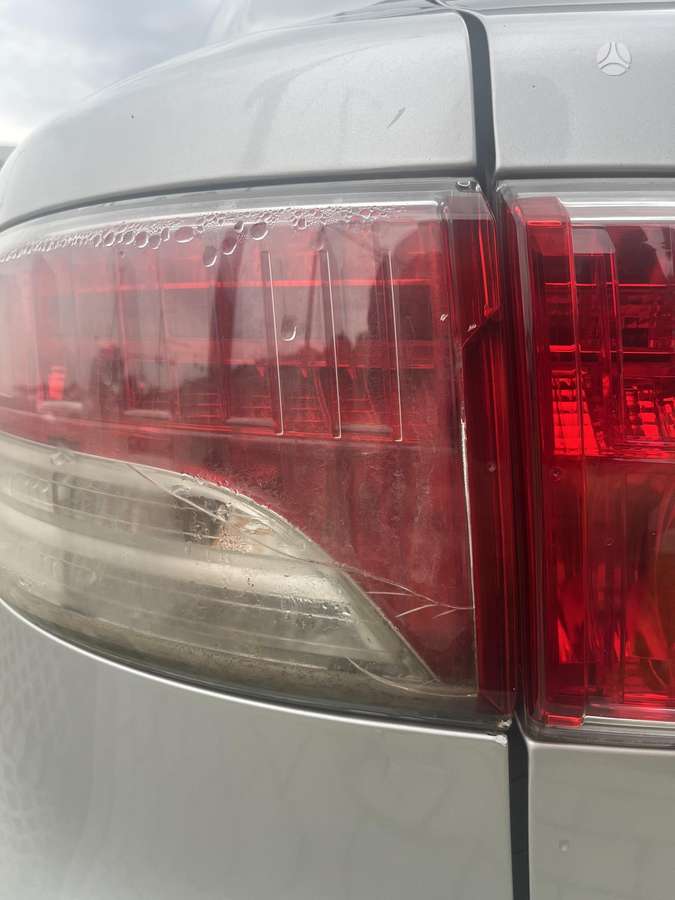 Toyota Avensis 2009 — photo 9
