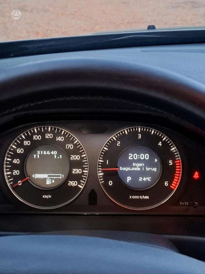 Volvo XC70 2008 — photo 12