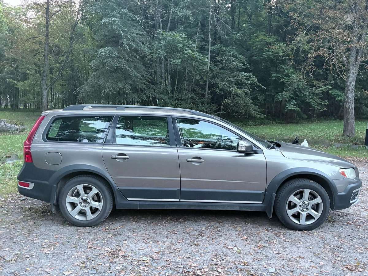 Volvo XC70 2008 — photo 6