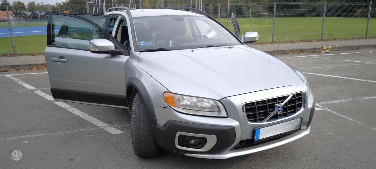 Volvo XC70 2009 — вигляд ззаду