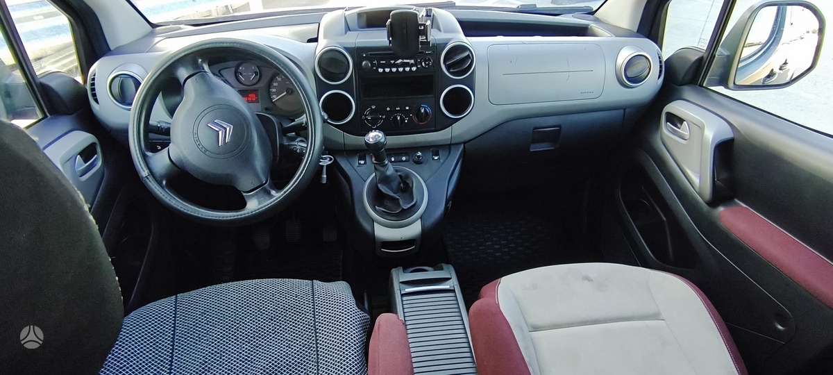 Citroen Berlingo 2011 — photo 22