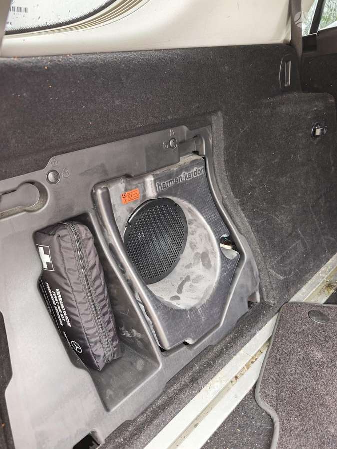 Mercedes-Benz ML550 2008 — interior