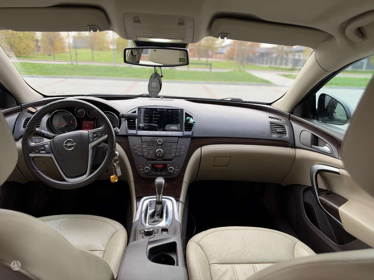 Opel Insignia 2009 — photo 7