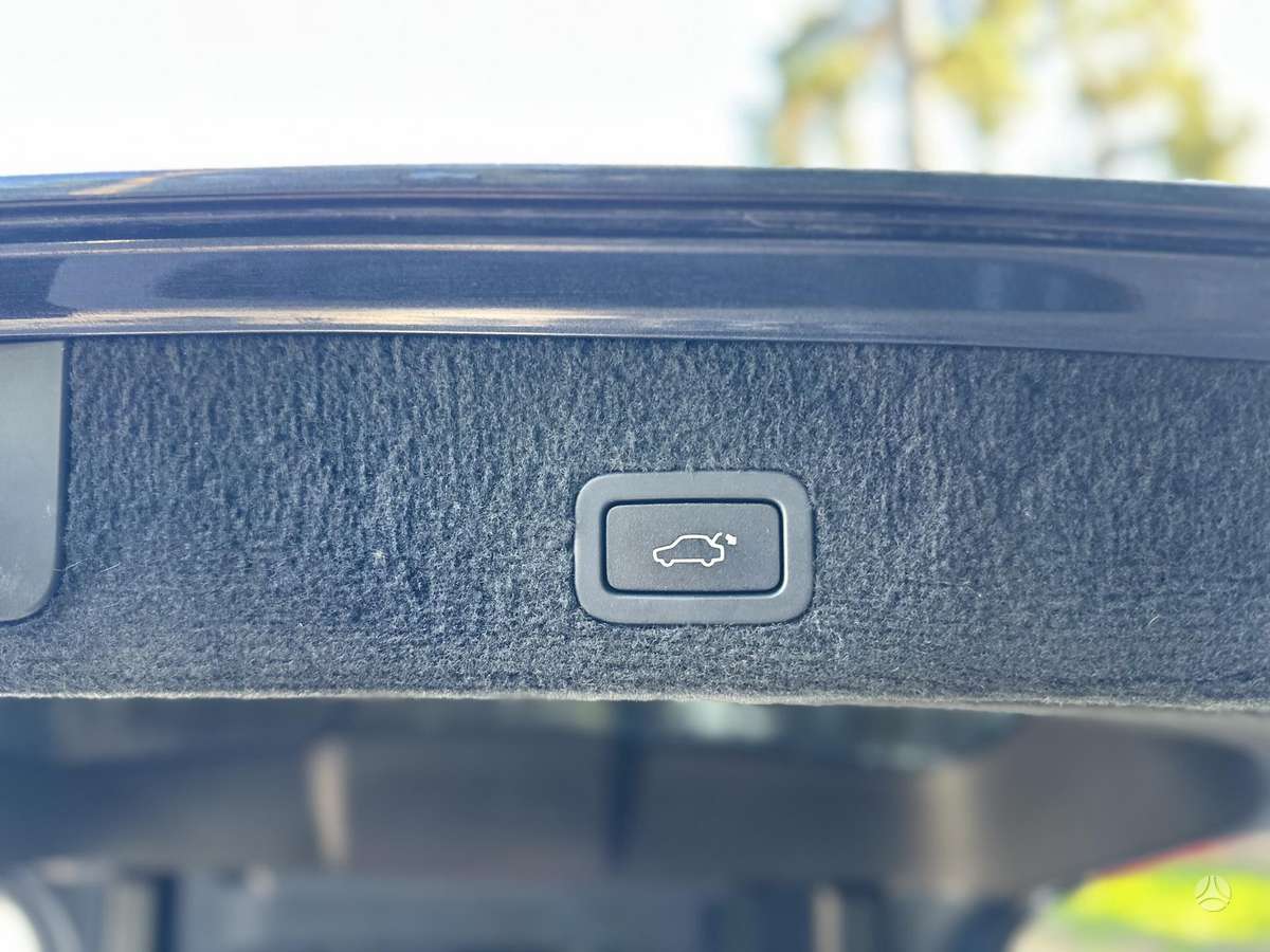 Volvo V70 2012 — фото 12