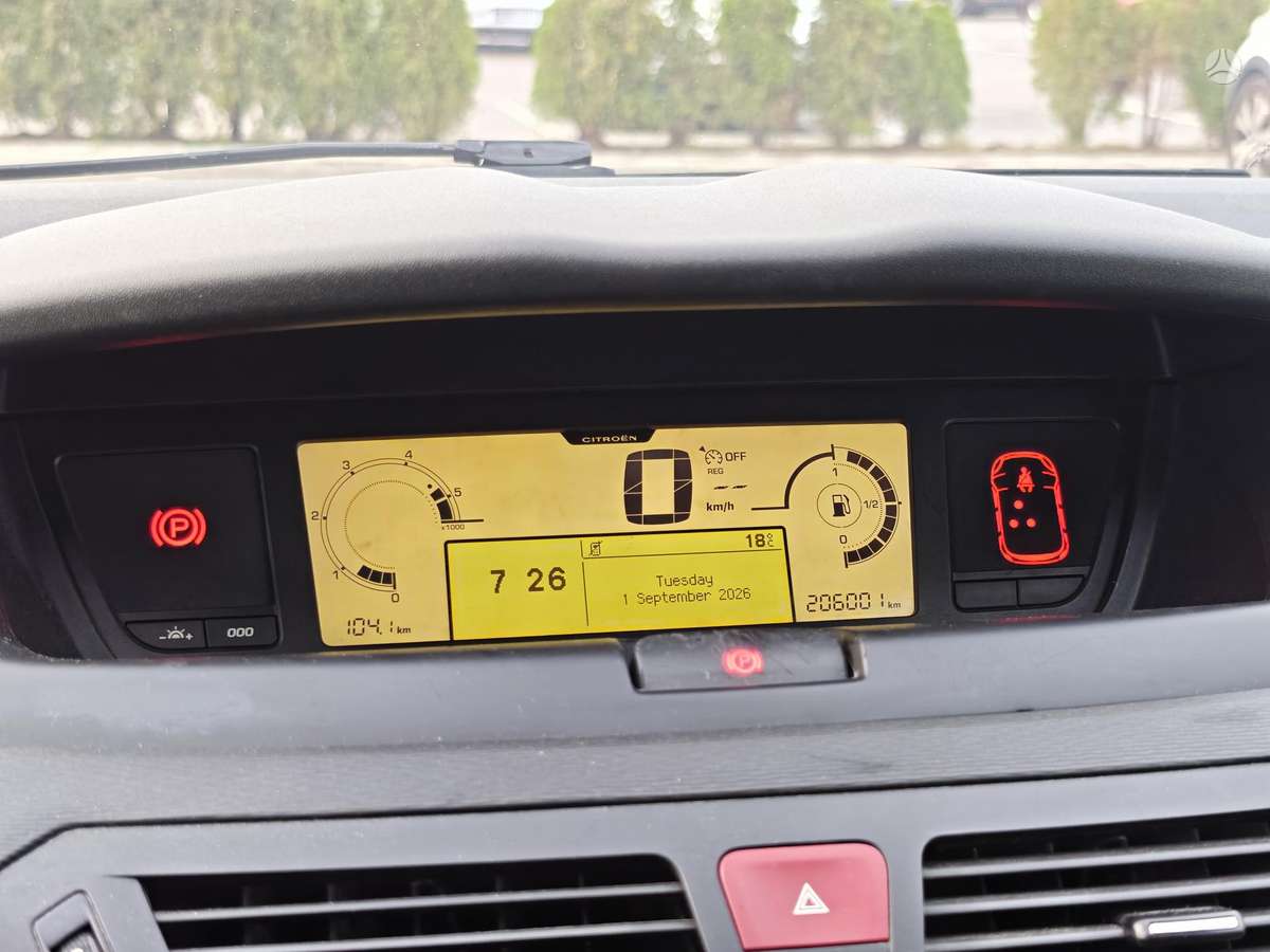 Citroen Grand 2012 — photo 9