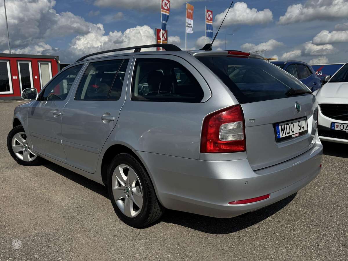 Skoda Octavia 2012 — photo 12