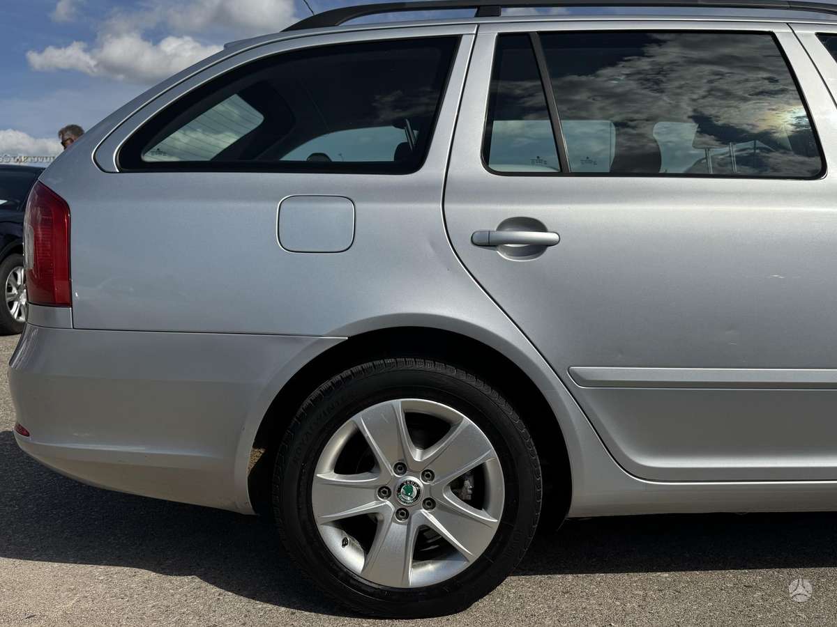 Skoda Octavia 2012 — photo 17