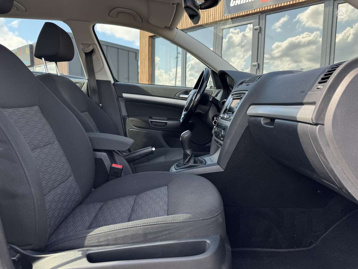 Skoda Octavia 2012 — photo 25