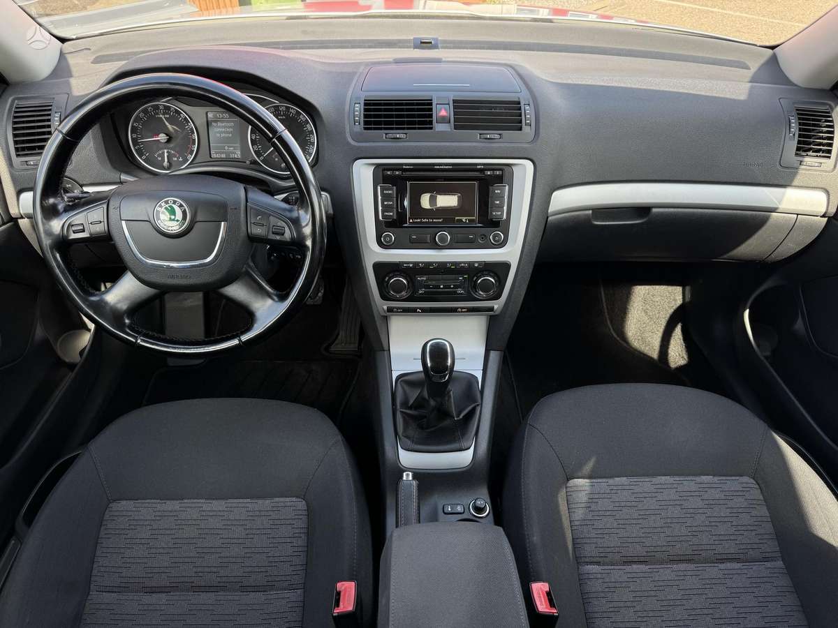 Skoda Octavia 2012 — photo 27
