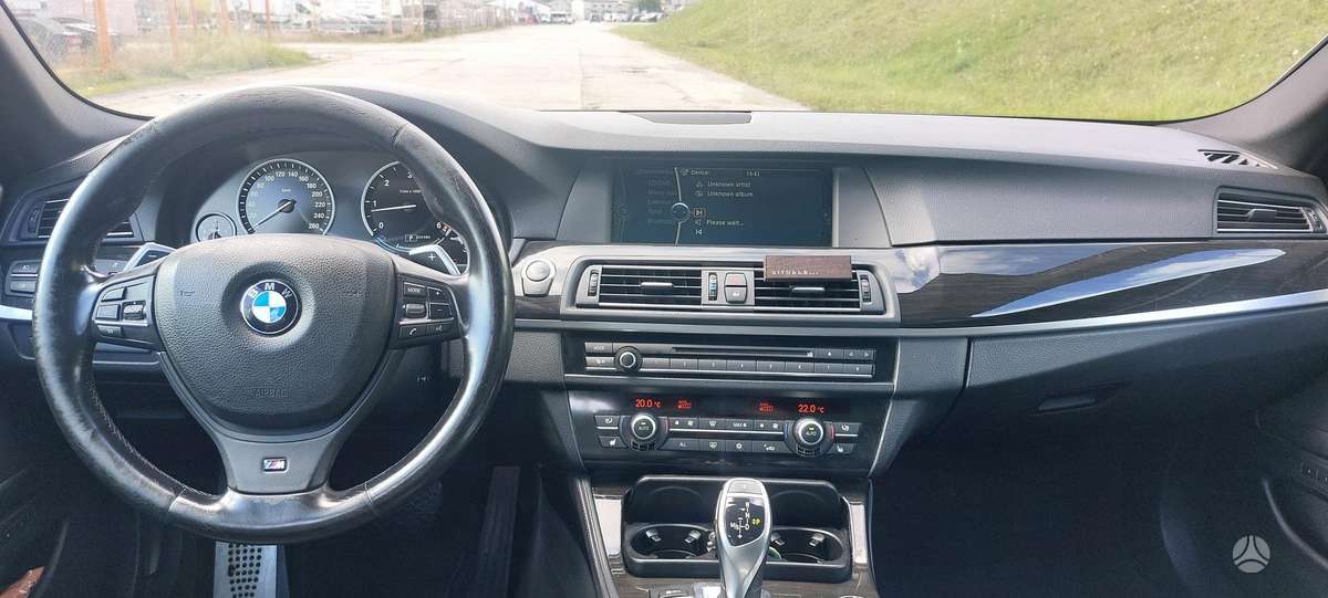 BMW 535 2011 — photo 14
