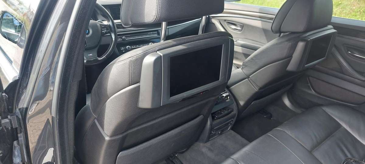 BMW 535 2011 — photo 18