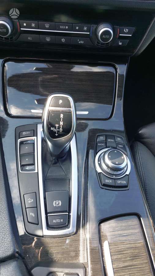 BMW 535 2011 — photo 24