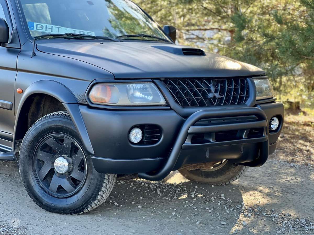 Mitsubishi Pajero 2005 — photo 13