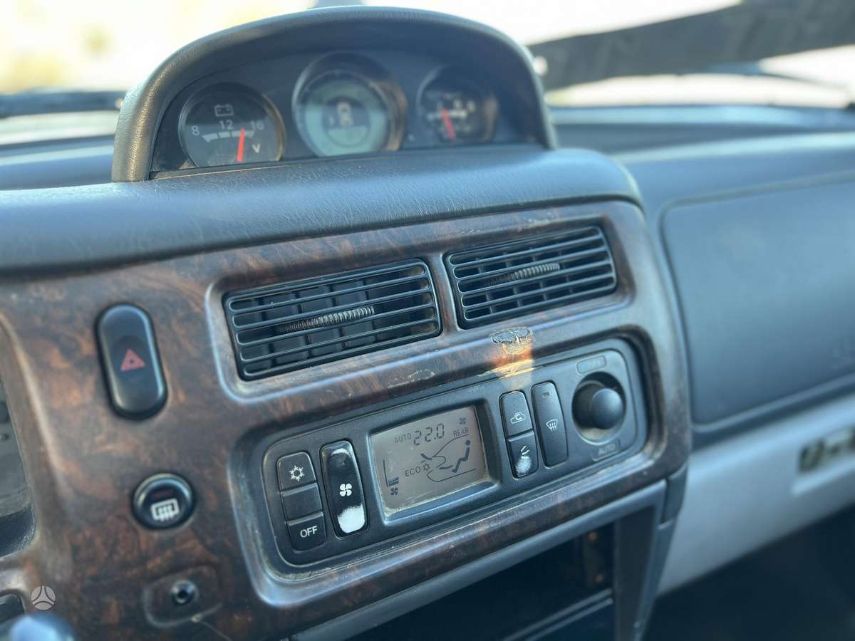 Mitsubishi Pajero 2005 — photo 20