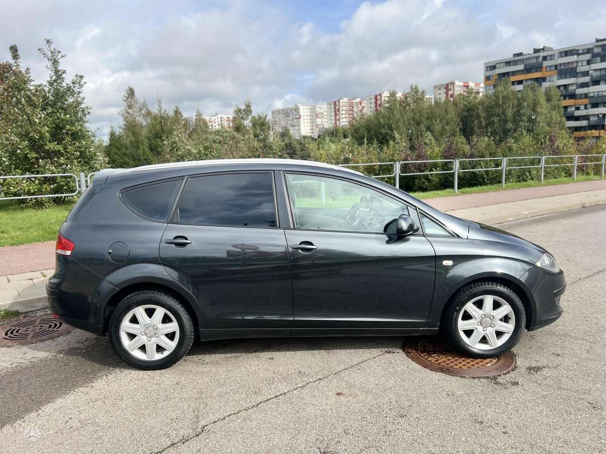 Seat Altea 2009 — engine 1896 cm³, 105 HP (77kW)