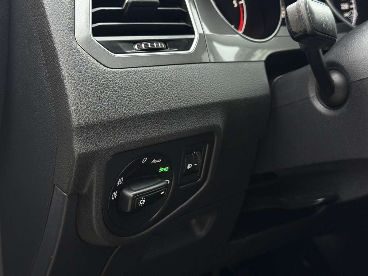 Volkswagen Golf 2014 — photo 23