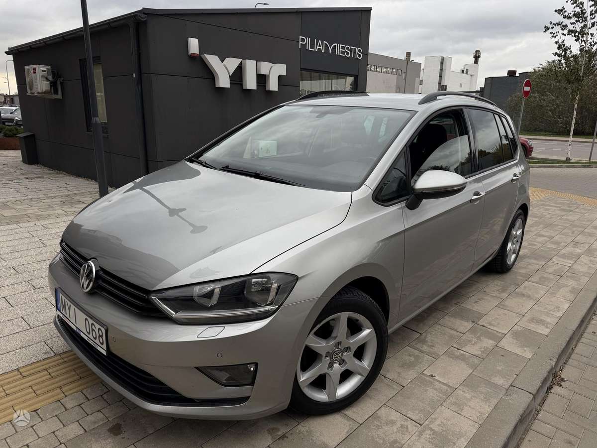 Volkswagen Golf 2014 — interior