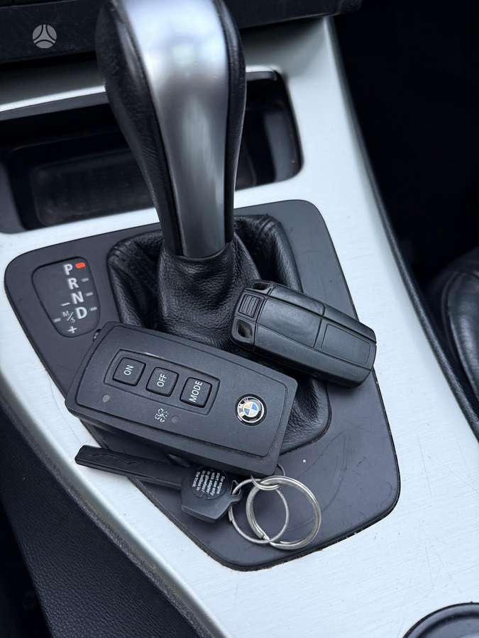 BMW 320 2006 — photo 16