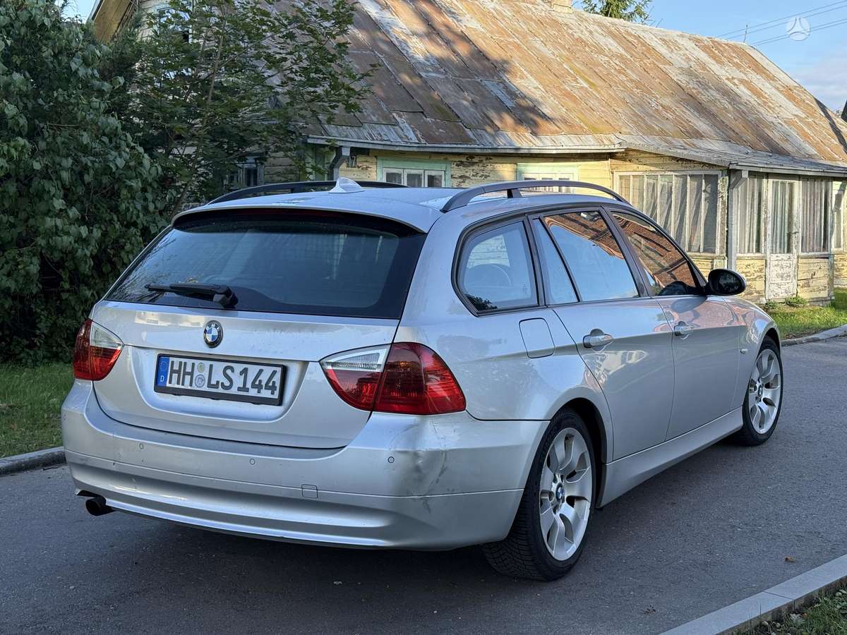 BMW 320 2006 — photo 7