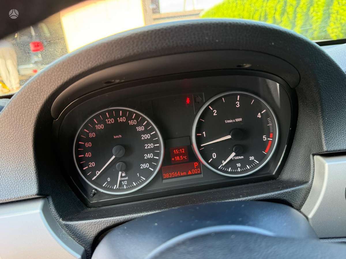 BMW 330 2007 — photo 14