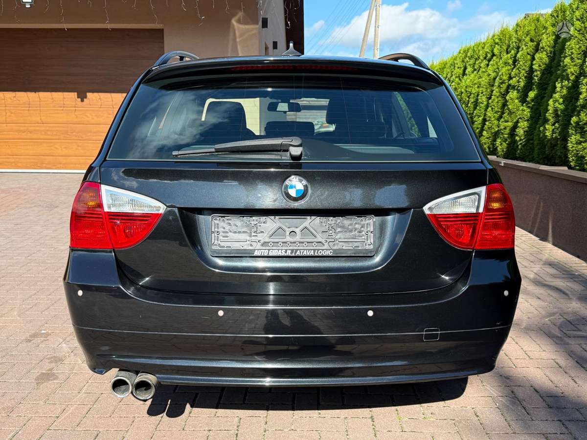 BMW 330 2007 — photo 8