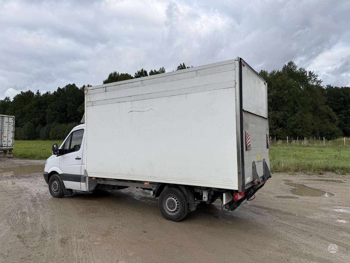 Mercedes-Benz Sprinter 2009 — engine 2200 cm³, 150 HP (110kW)