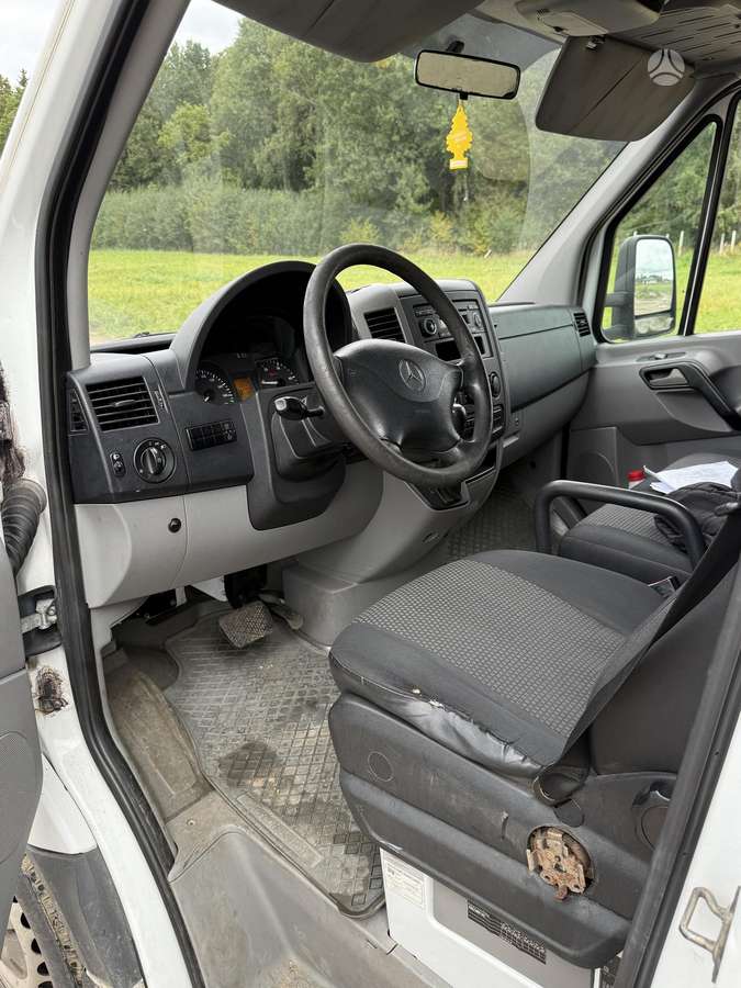 Mercedes-Benz Sprinter 2009 — photo 9