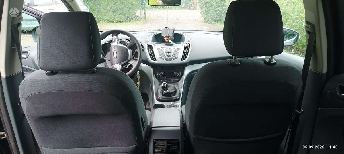 Ford C-MAX 2012 — photo 13