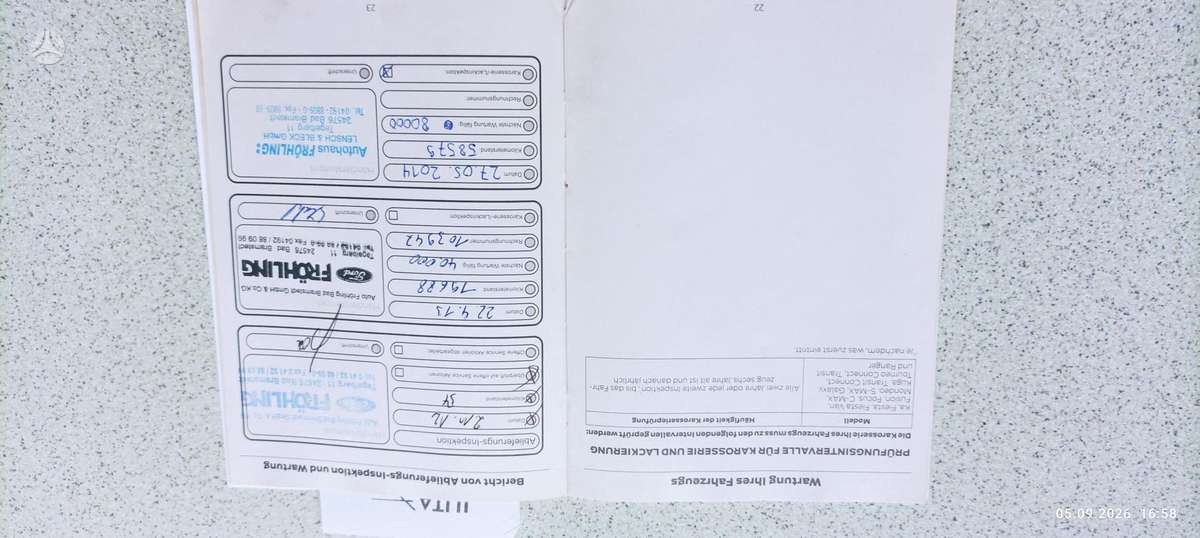 Ford C-MAX 2012 — photo 19