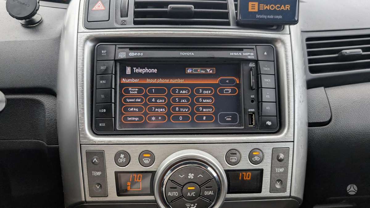 Toyota Verso 2011 — photo 13