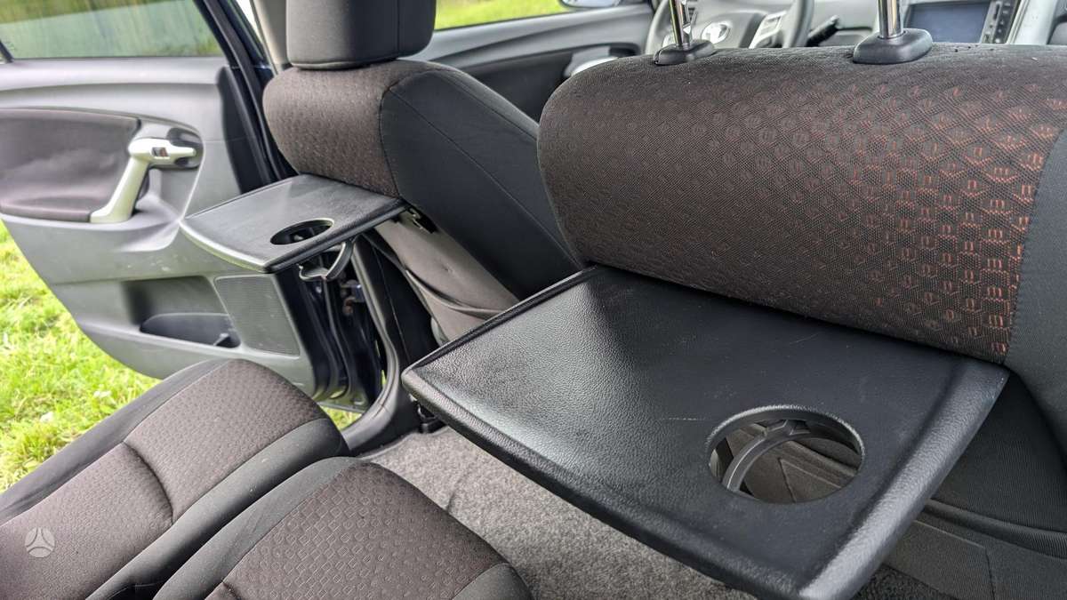Toyota Verso 2011 — photo 28