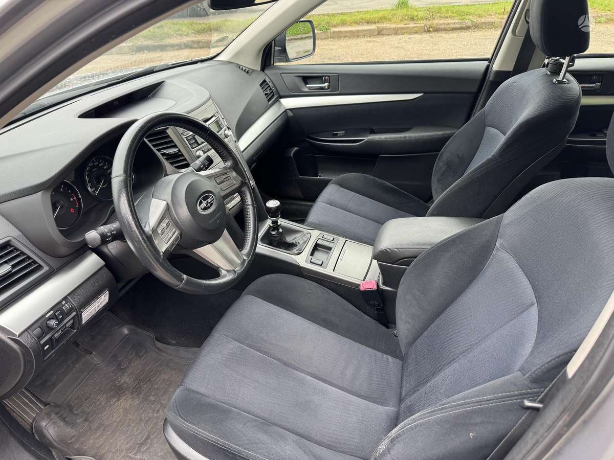 Subaru Outback 2012 — photo 5