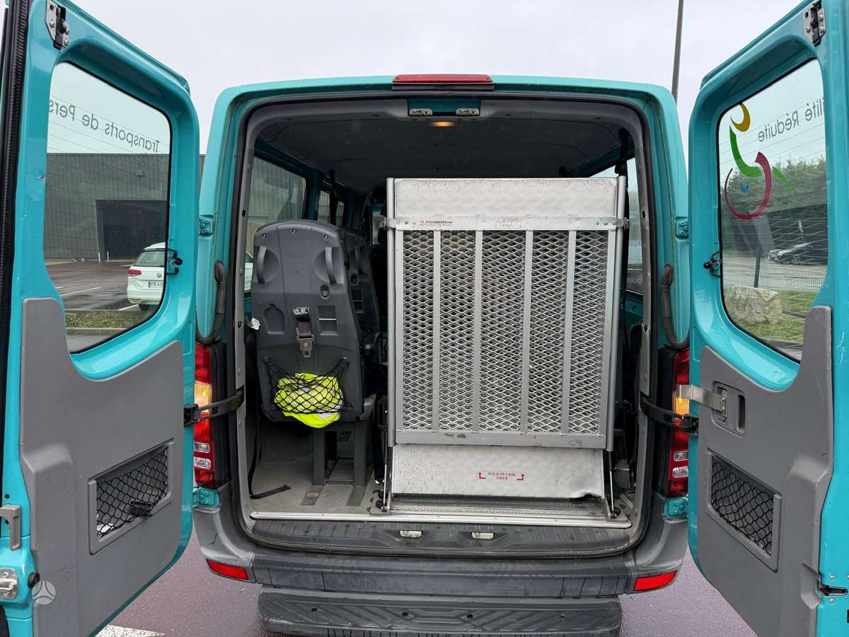 Mercedes-Benz Sprinter 2012 — photo 7