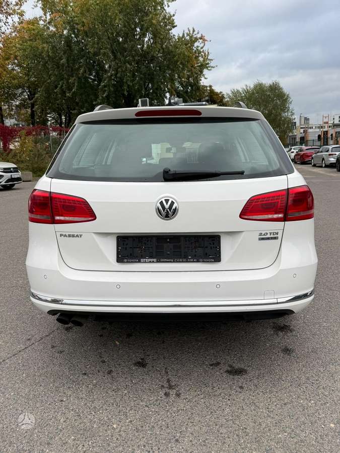 Volkswagen Passat 2014 — photo 12