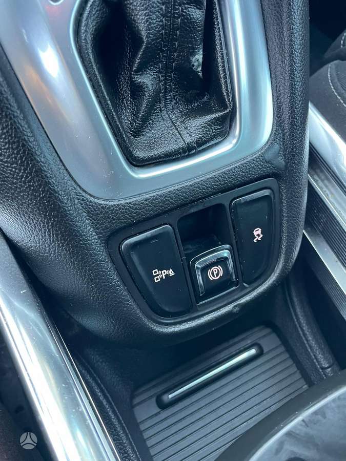 Opel Zafira 2012 — photo 21