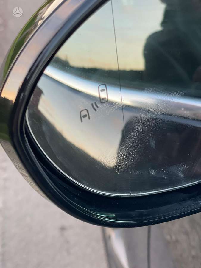Opel Zafira 2012 — photo 34