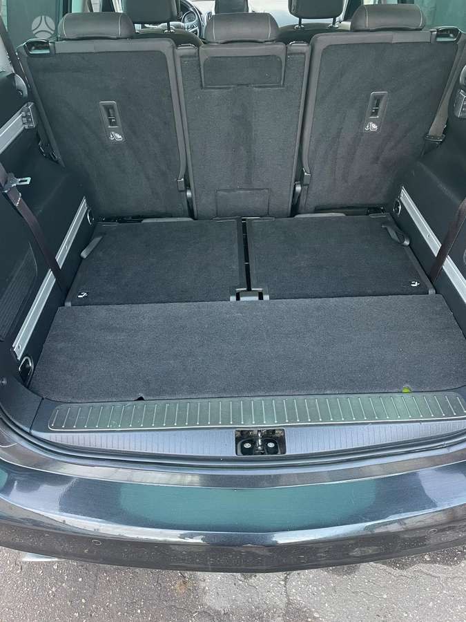 Opel Zafira 2012 — photo 38