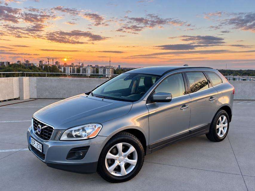 Volvo XC60 2009 — engine 2400 cm³, 185 HP (136kW)