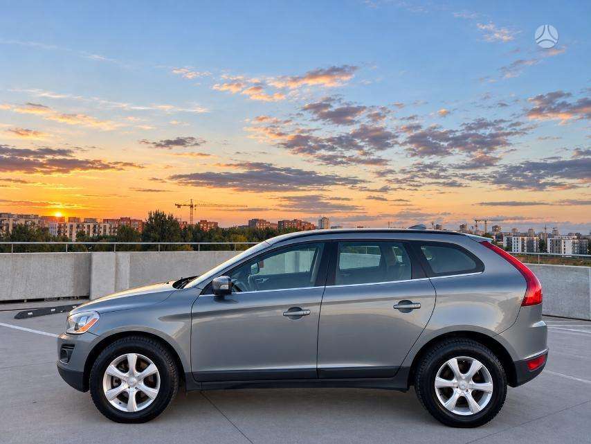 Volvo XC60 2009 — photo 5