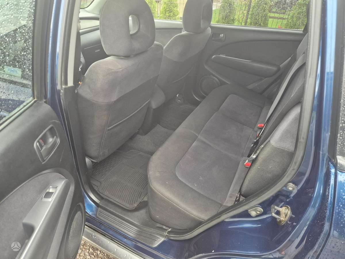 Mitsubishi Outlander 2005 — photo 5