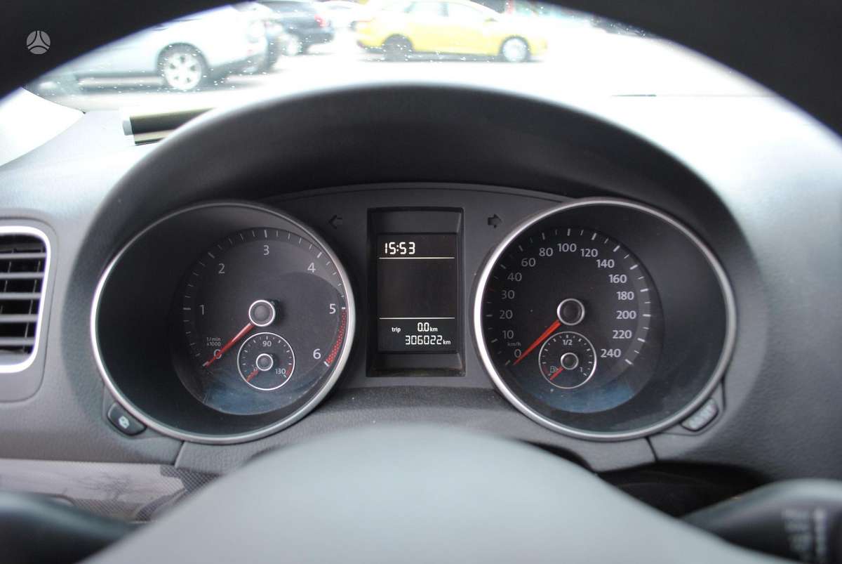 Volkswagen Golf 2010 — photo 19