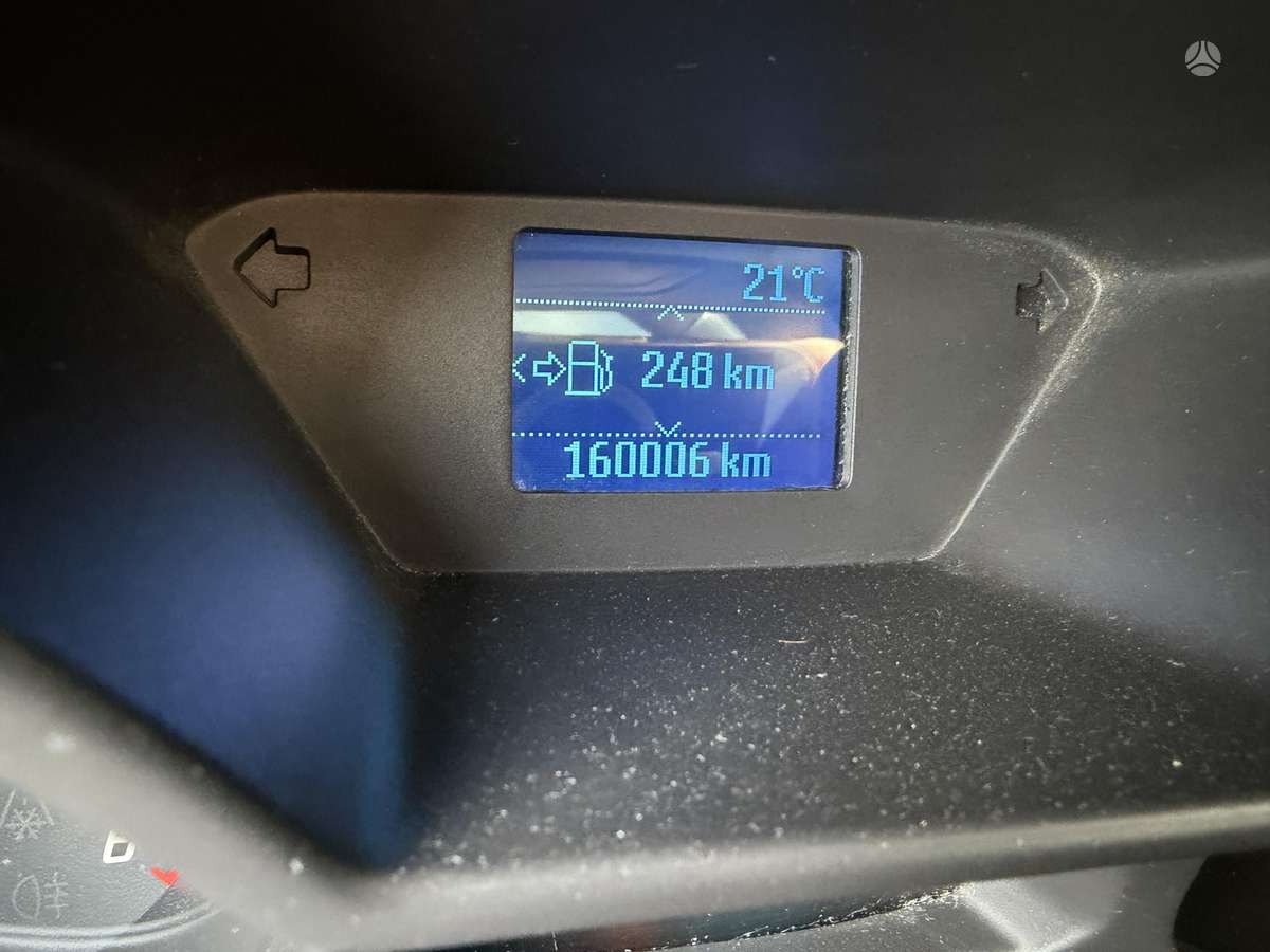 Ford Tourneo 2015 — фото 14