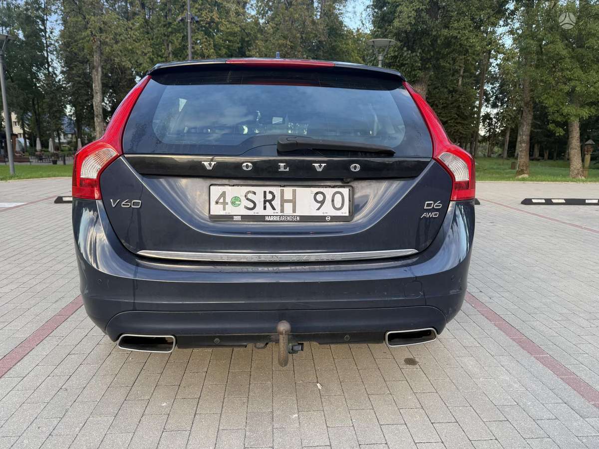 Volvo V60 2014 — photo 13