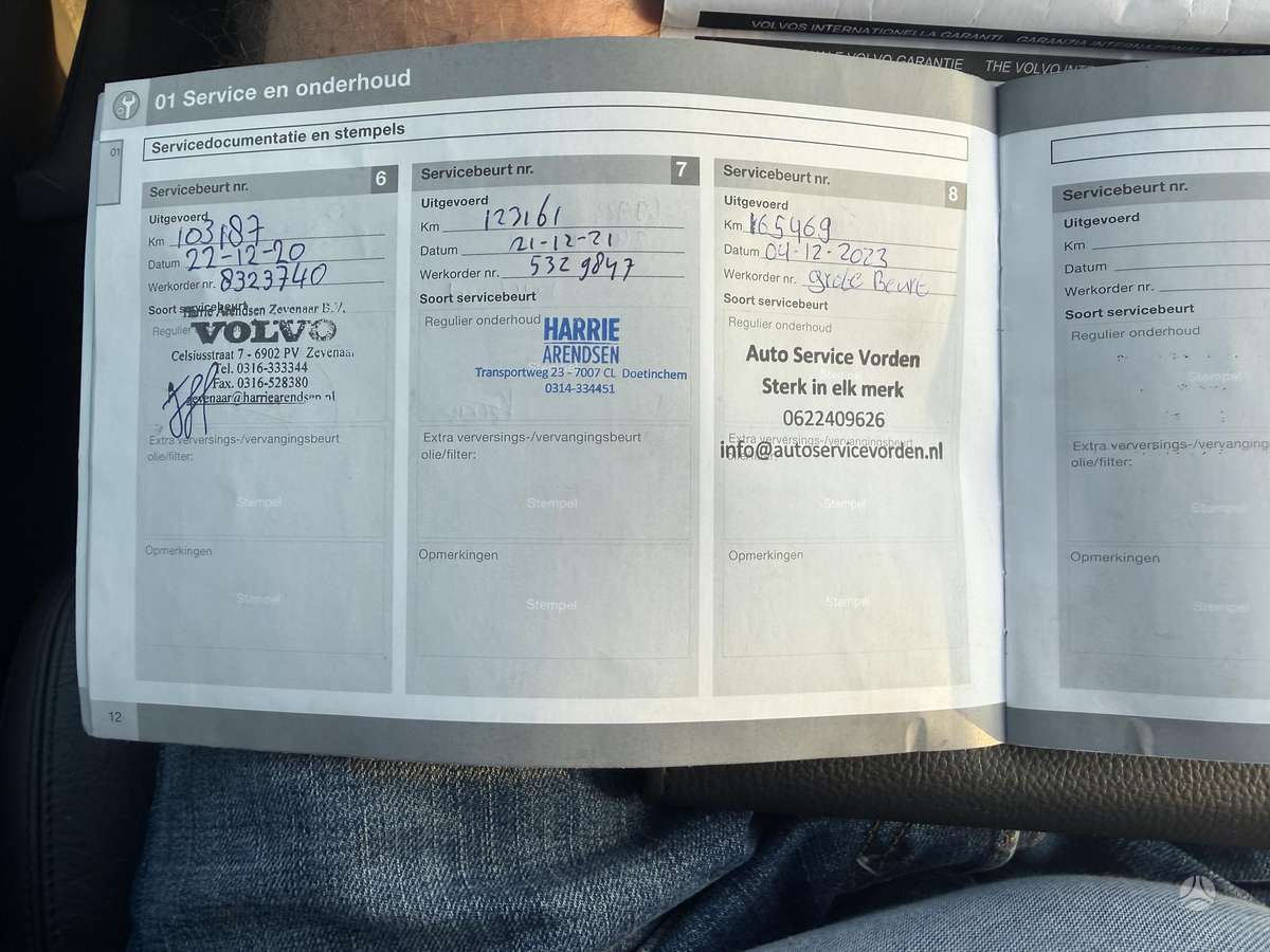 Volvo V60 2014 — photo 25